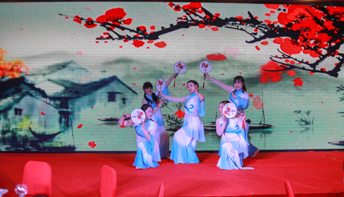 大禹漢光2018年“同心同行，共創(chuàng)未來”主題年會圓滿成功